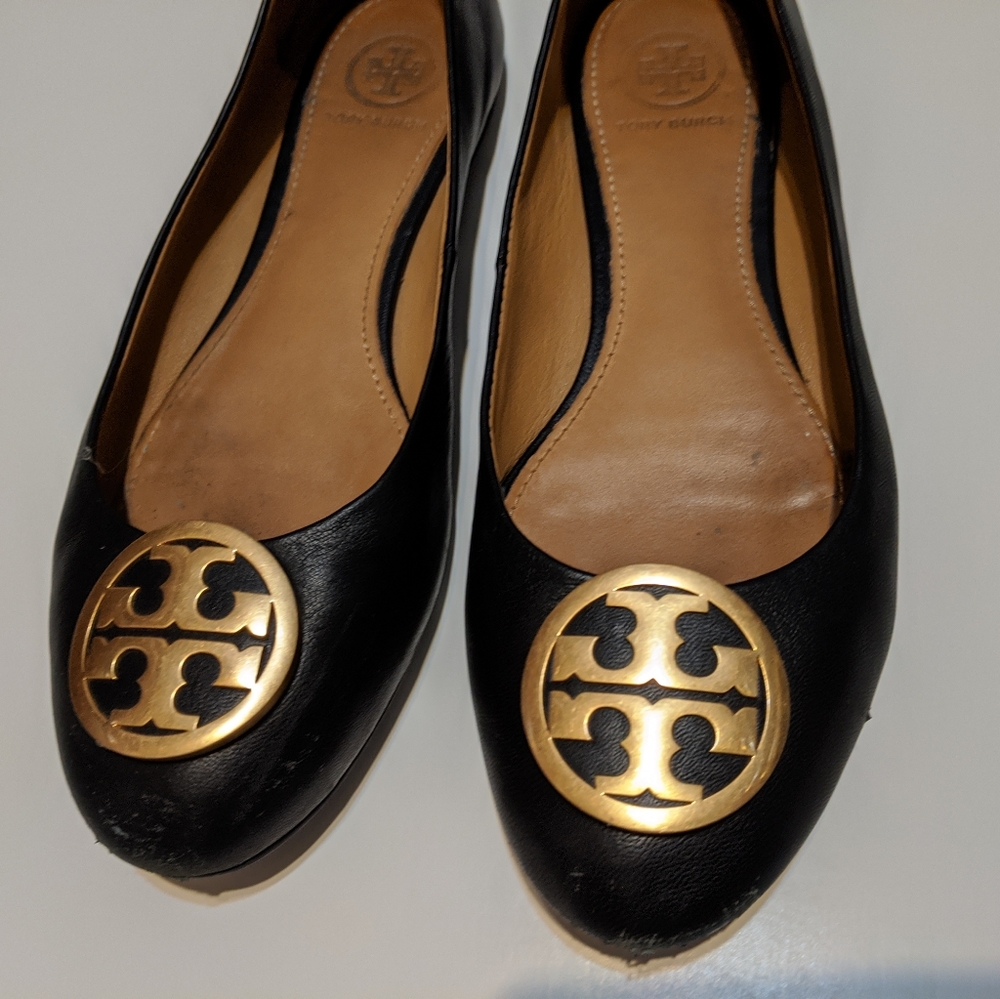 Tory Burch - black leather ballet flats